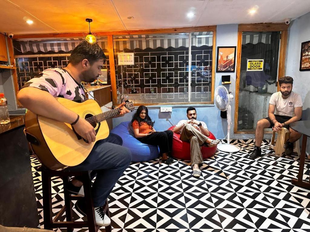 Stay Villa Hostel For Male And Female 孟买 外观 照片