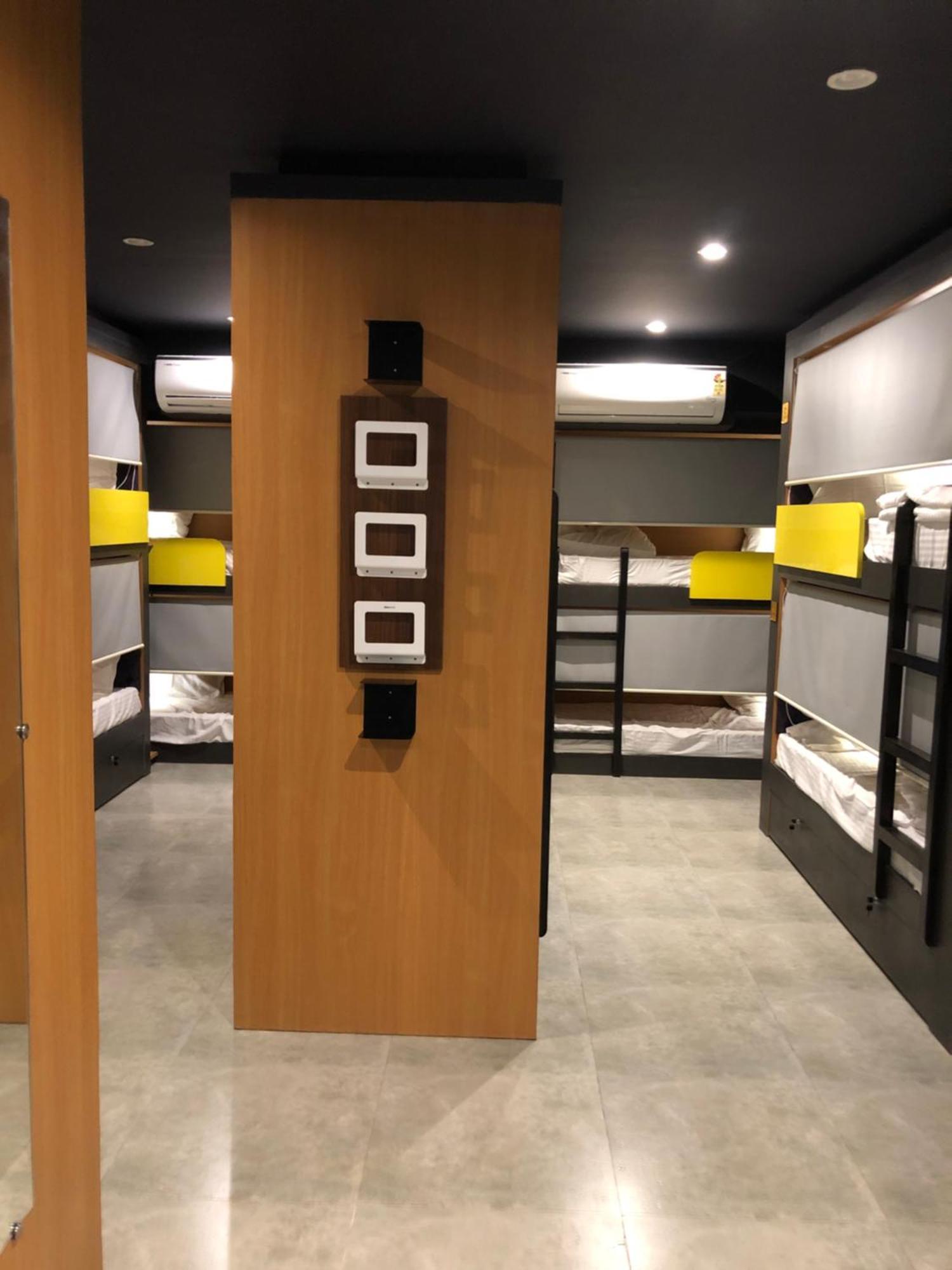 Stay Villa Hostel For Male And Female 孟买 外观 照片