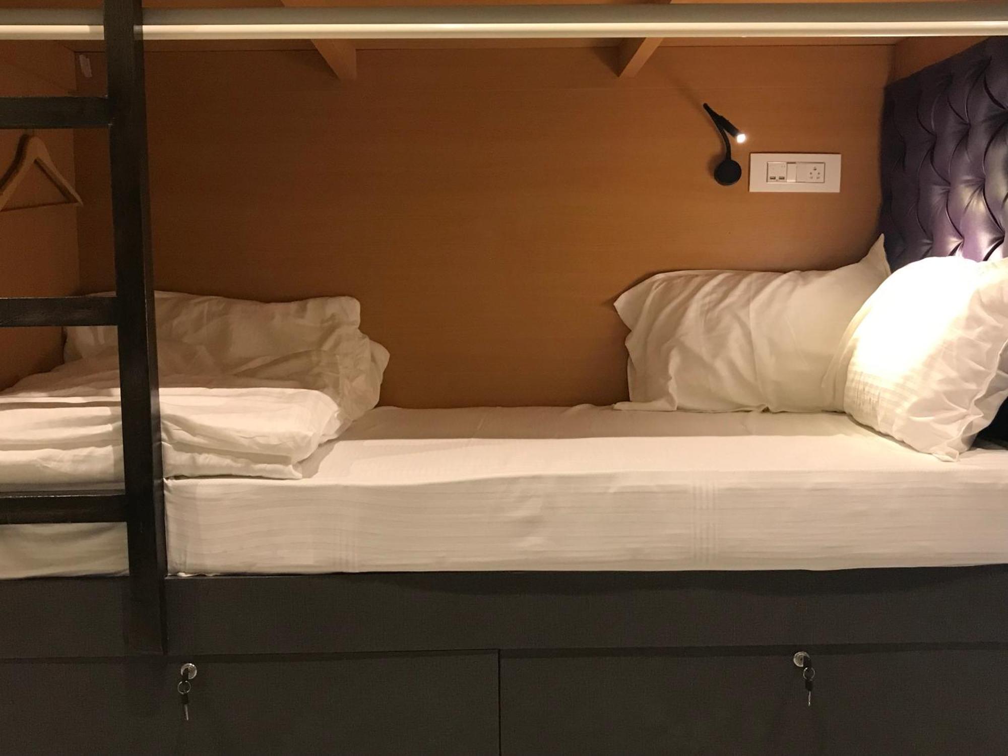 Stay Villa Hostel For Male And Female 孟买 外观 照片