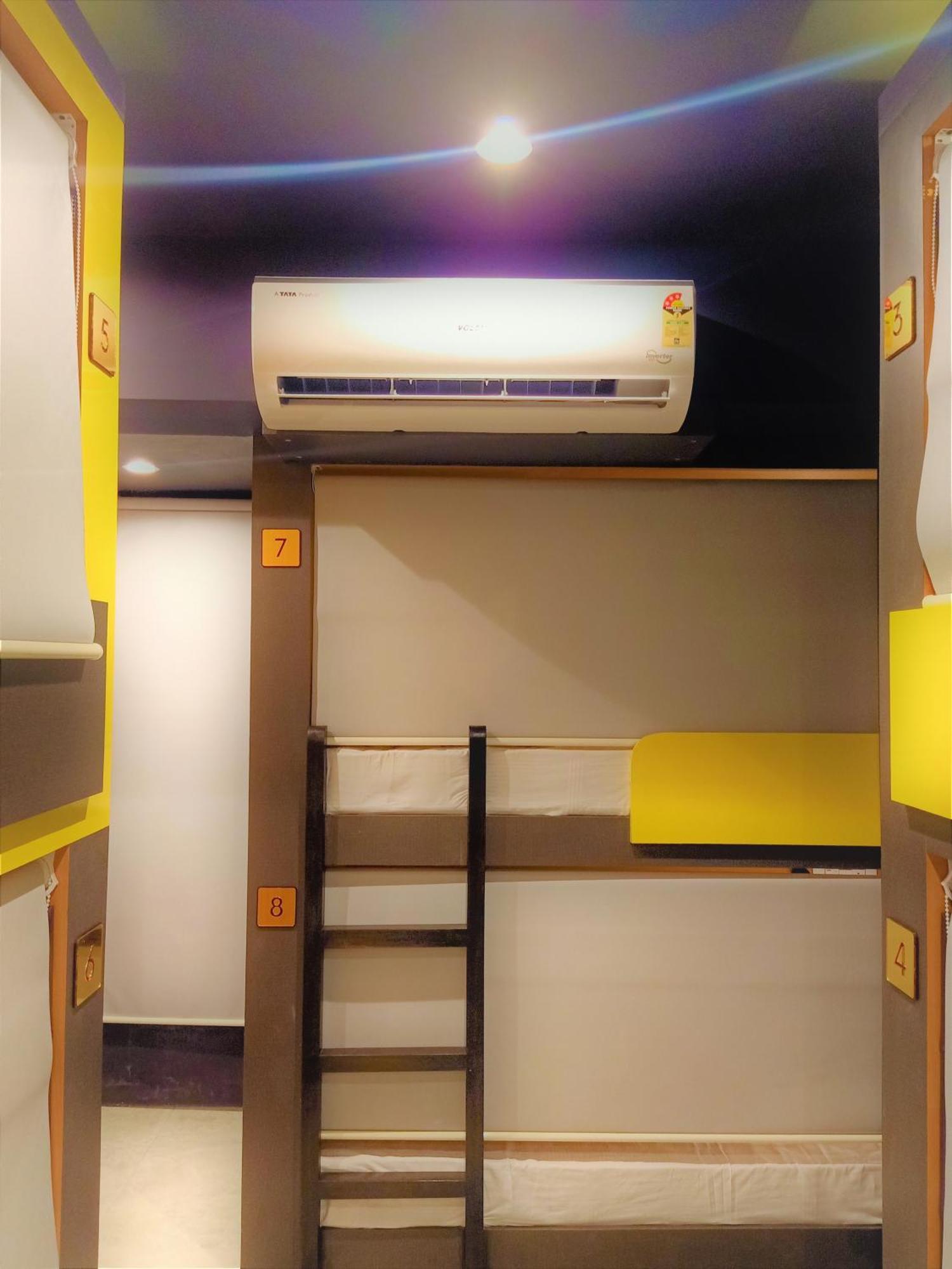Stay Villa Hostel For Male And Female 孟买 外观 照片