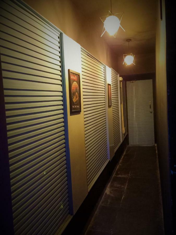 Stay Villa Hostel For Male And Female 孟买 外观 照片