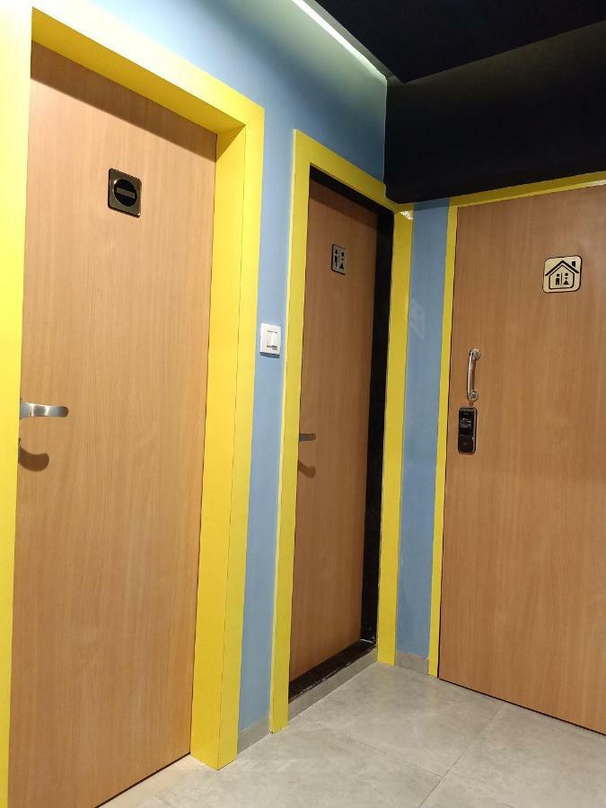 Stay Villa Hostel For Male And Female 孟买 外观 照片