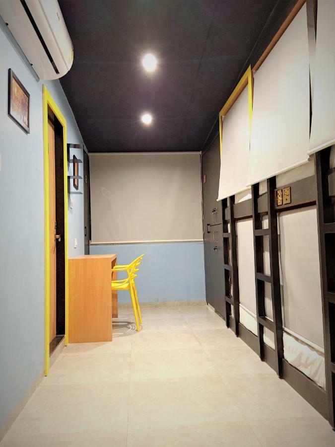 Stay Villa Hostel For Male And Female 孟买 外观 照片